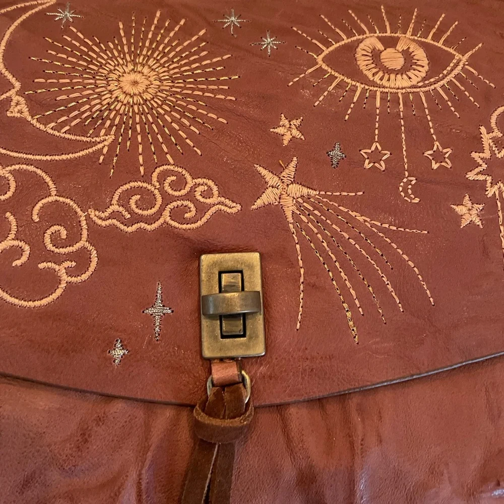 ♥️ NEW! Johnny Was Leather Cloud Purse Bag - Picture 4 of 17